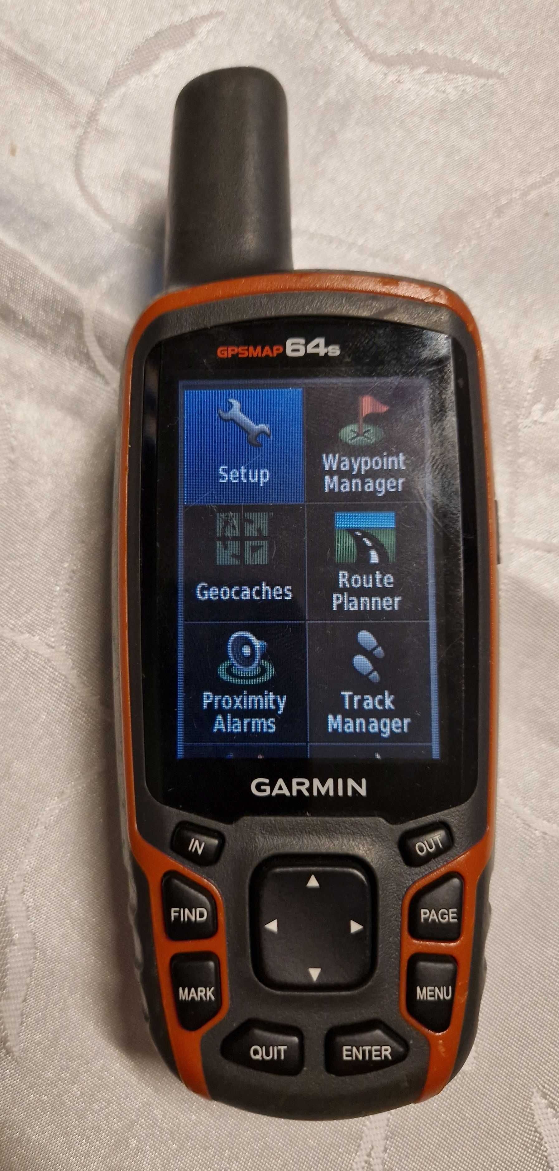 Туристическа навигация GARMIN 64s