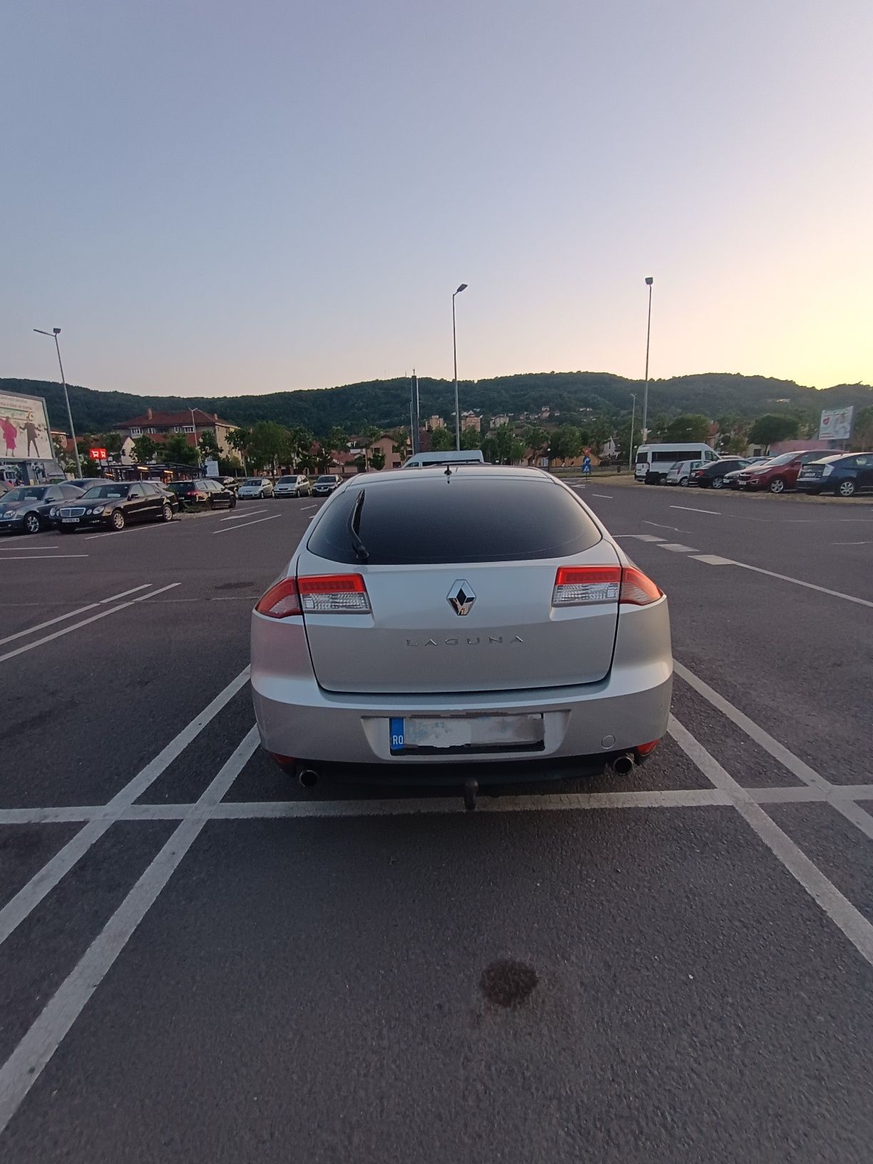 Renault Laguna 3 Bose 2012 150 cai