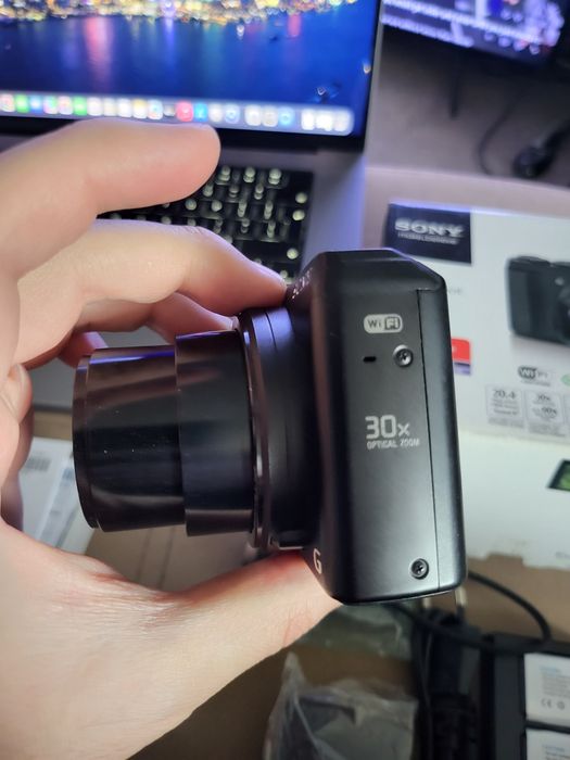 Sony HX50 20 мегапиксела/WiFi/30 зуум