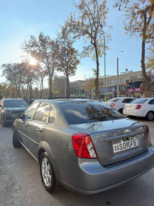 Lacetti 2013 1.6 avtomat