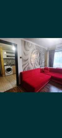 Vând urgent apartament strada Brumarelelor langa spitalul județean