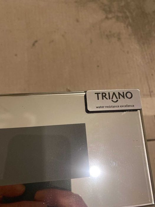 Горен шкаф за баня с огледало и LED