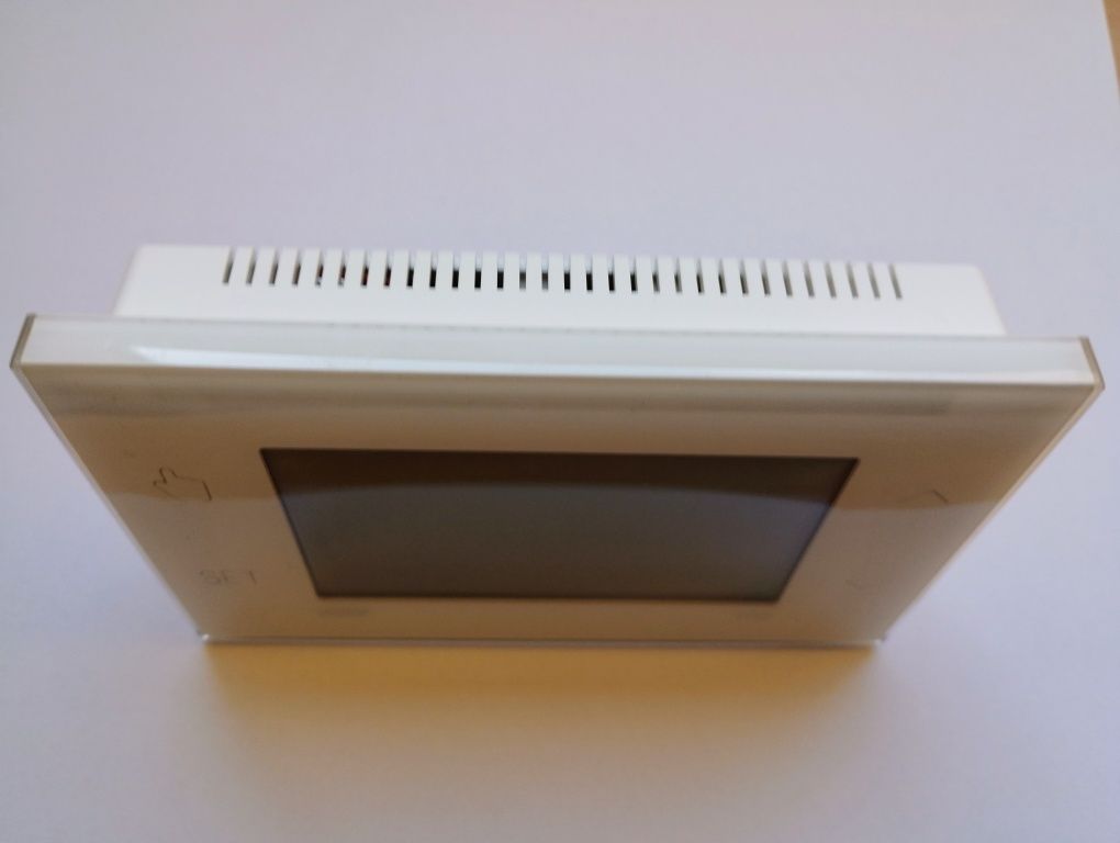 Termostat smart inteligent  centrala gaz si climatizare AC Vemer Wifi