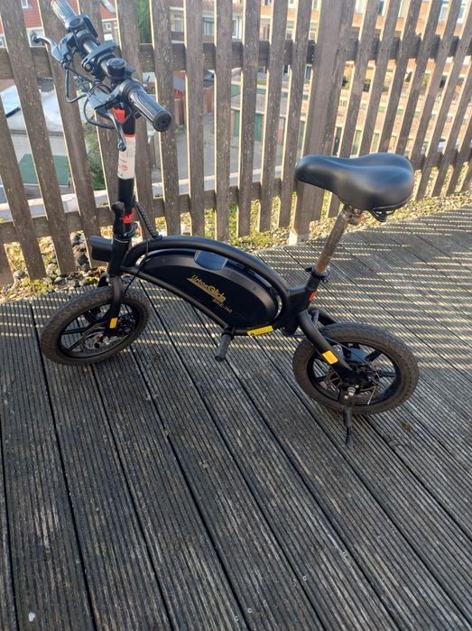 Vând bicicleta electrica