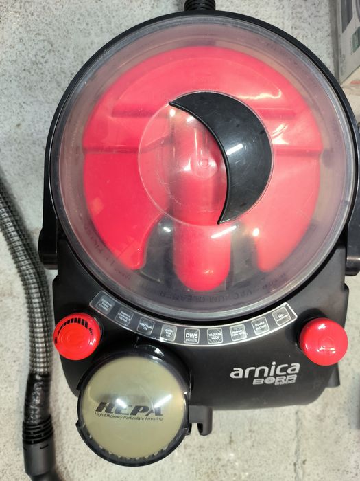 Прахосмукачка с воден филтър Arnica BORA 5000