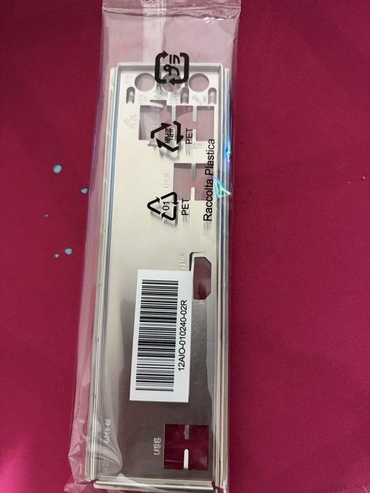 Заглушка для H610M DDR4 gigadyte