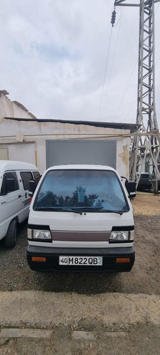 Labo sotiladi 2025 yil august 3.200 yurgan