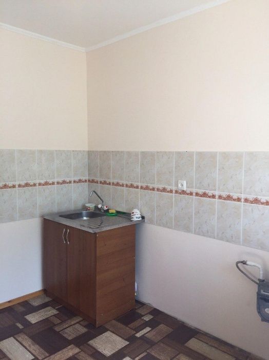 Продаю 3-ком. кв. 1-й этаж ул. Джурабаева. (Сотылади.) 70  к.м.