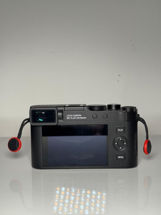 Aparat foto Leica D-Lux 8 nou