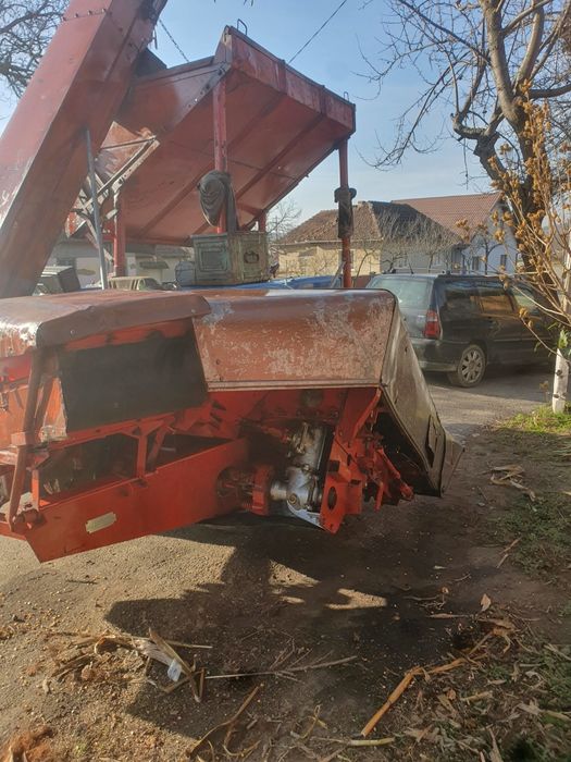 Culegător de porumb Benac