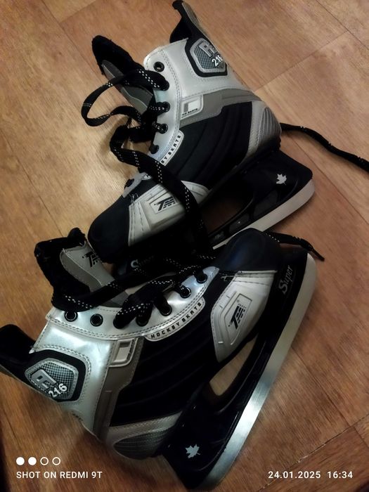 Коньки хоккейные мужские новые