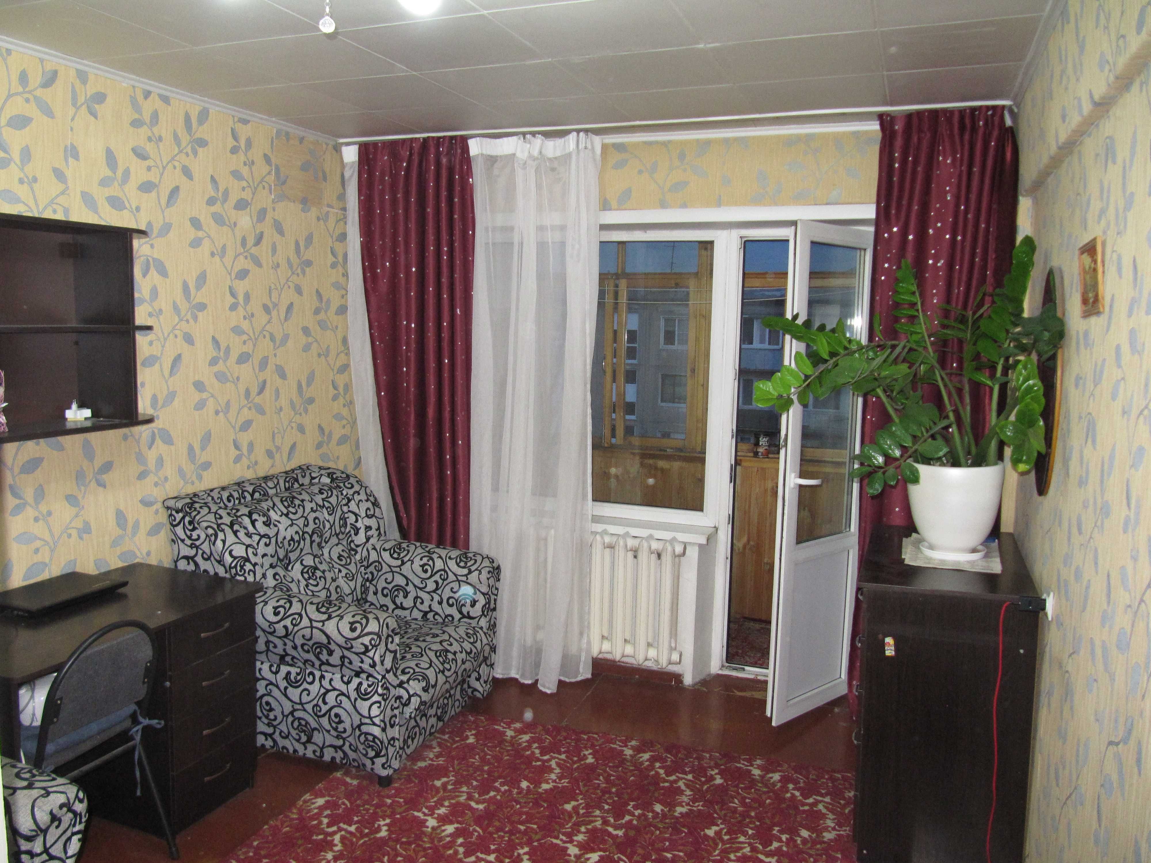 2х-комн квартира с раздельн комнатами на Бурова