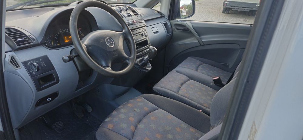 Mercedes vito 2.2 diesel 8+1 locuri