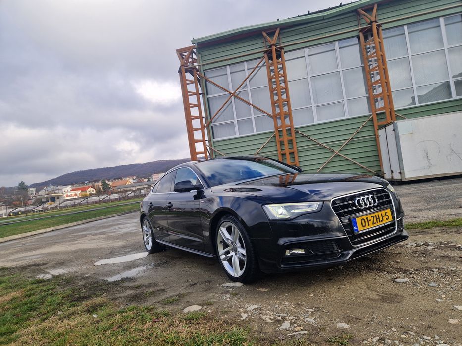 Audi A5   S Line 1.8 benzină  An 2013