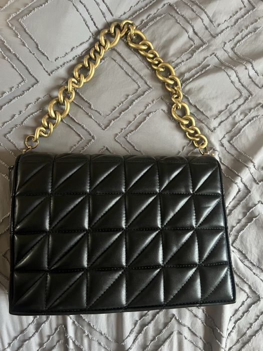 Дамска черна чанта ZARA
