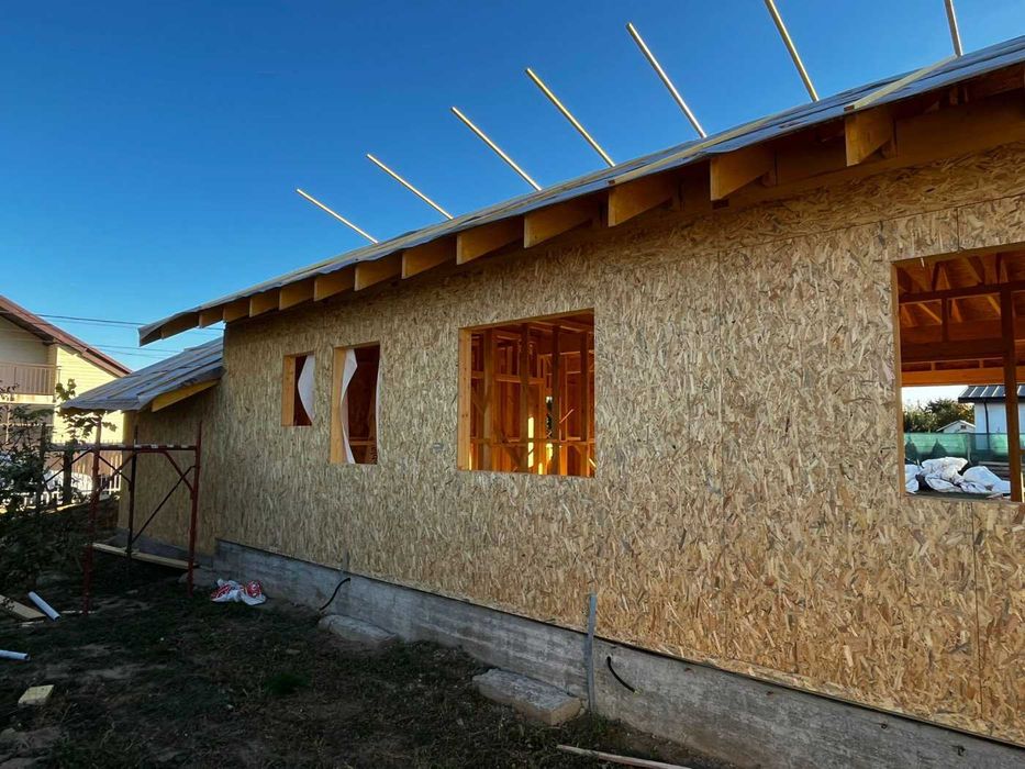 Cabana stil A-Frame, case, terase si foisoare din structura de lemn