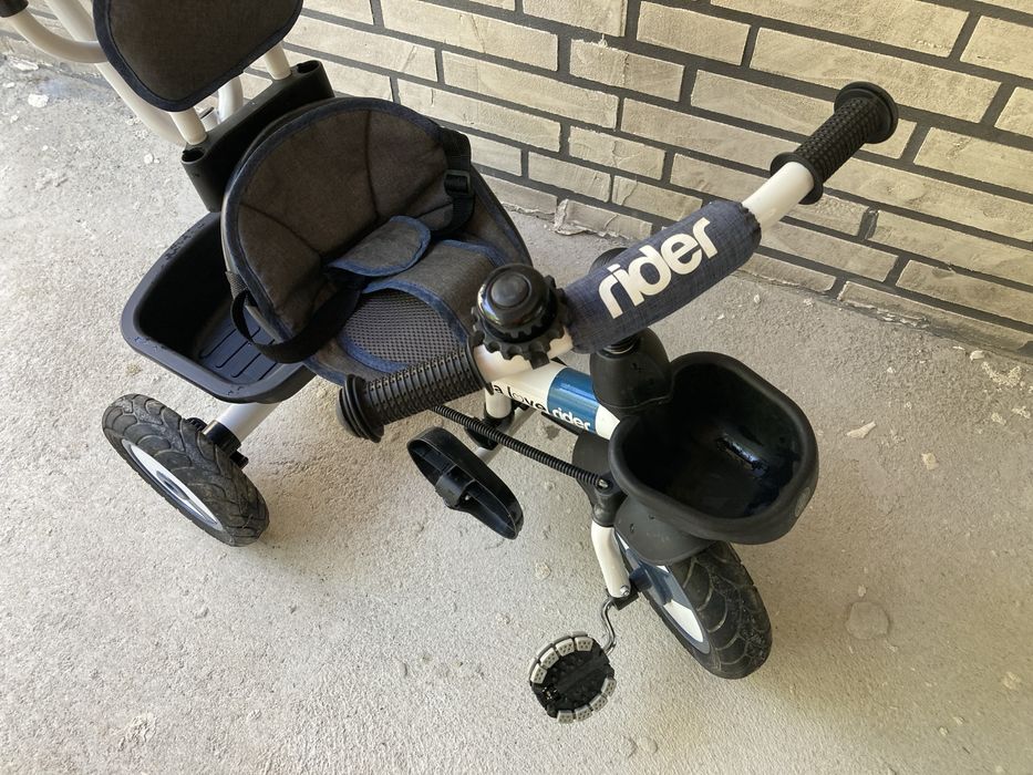 Tricicleta multifunctionala MamaLove Rider, Albastru