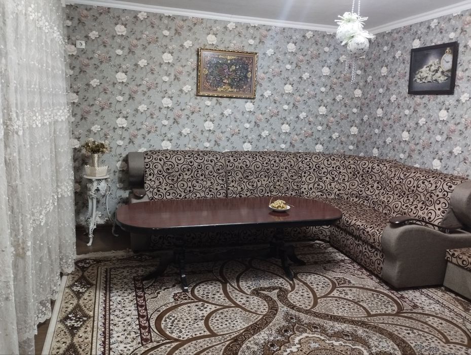 Тарона кучасида квартира сотилади