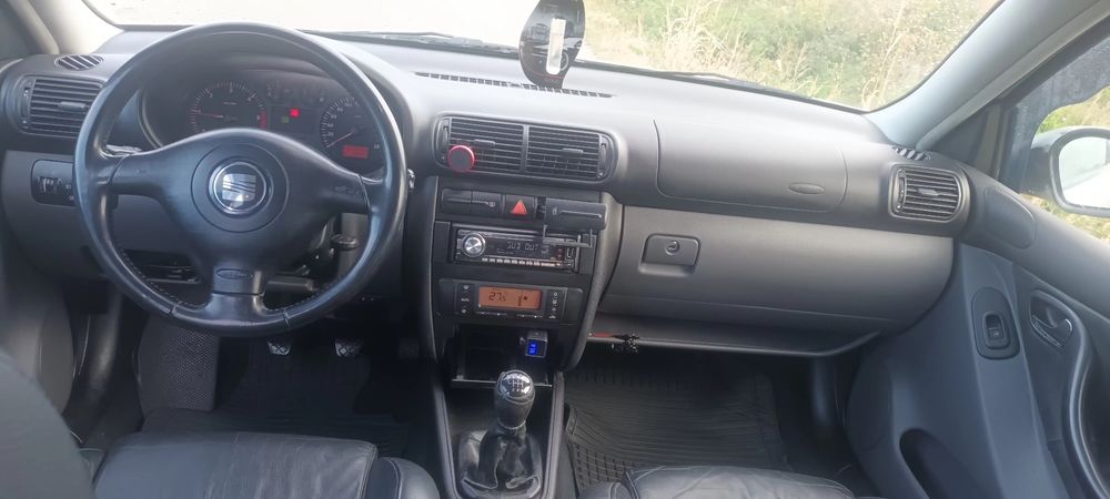 Doar vând Seat Toledo