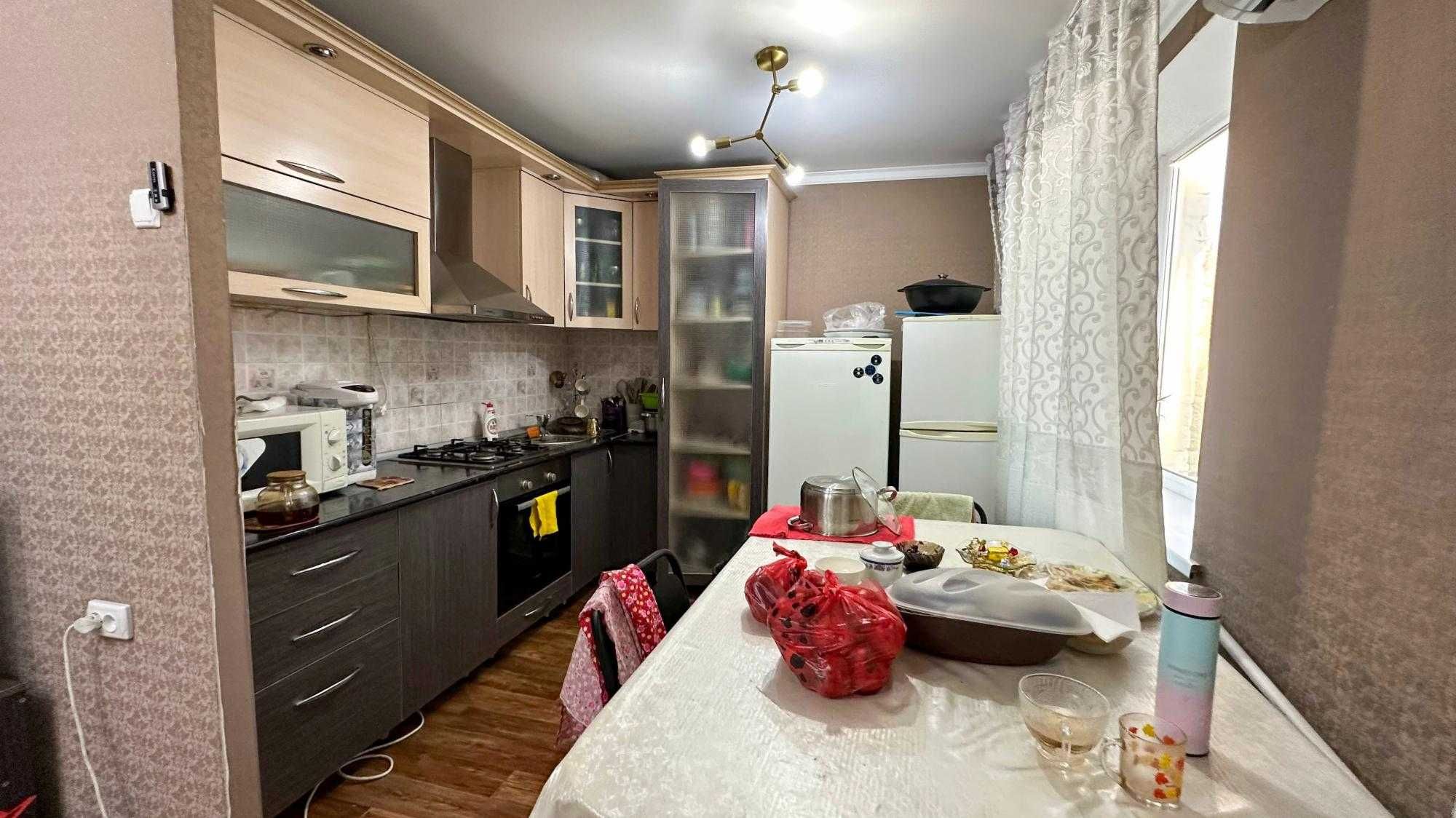 Продам 3х комнатную квартиру в мкр Улан