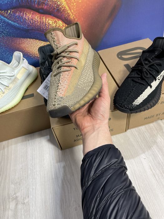 Adidasi Yeezy colectie noua Premium