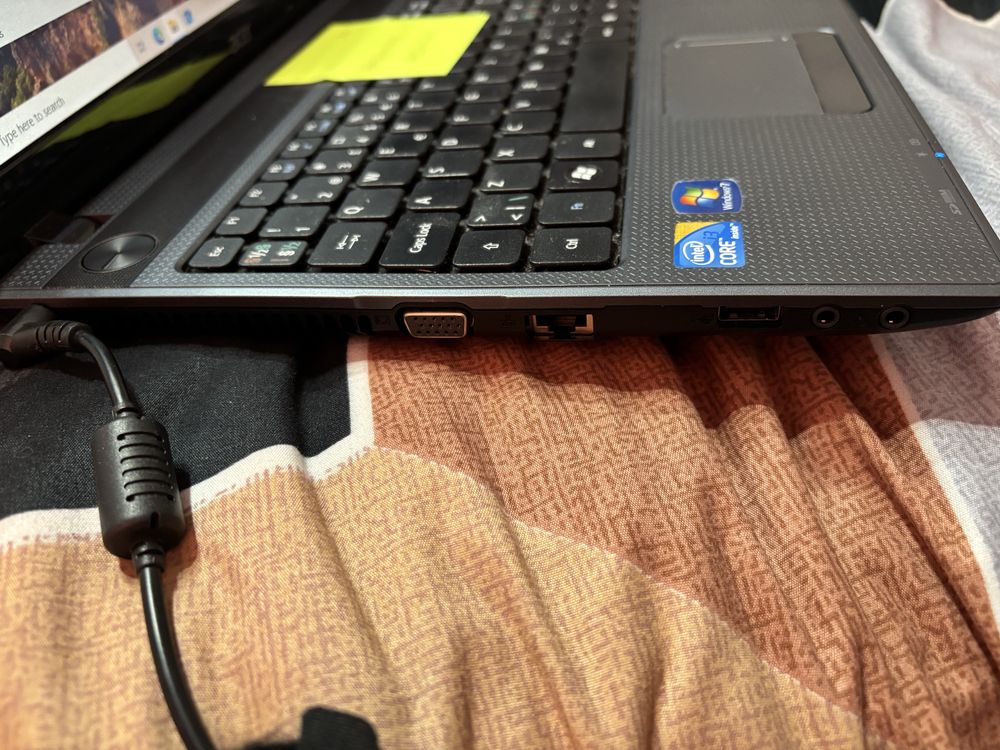 Лаптоп Acer Aspire 5733 15.6”