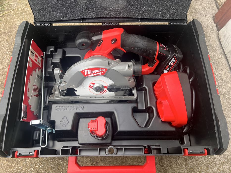 Fierastrau circular cu acumulator M12 CCS44-602X, 140mm, 2 baterii 6ah