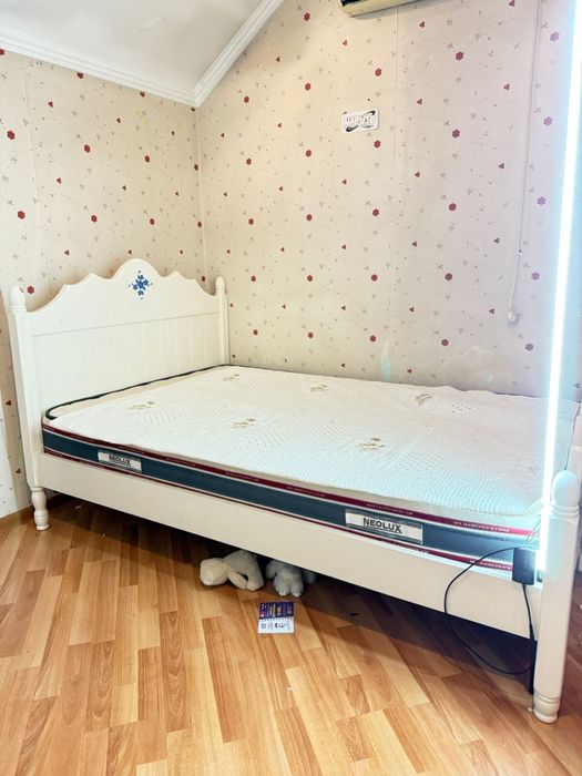 Детский шкаф,кровать,письменный стол