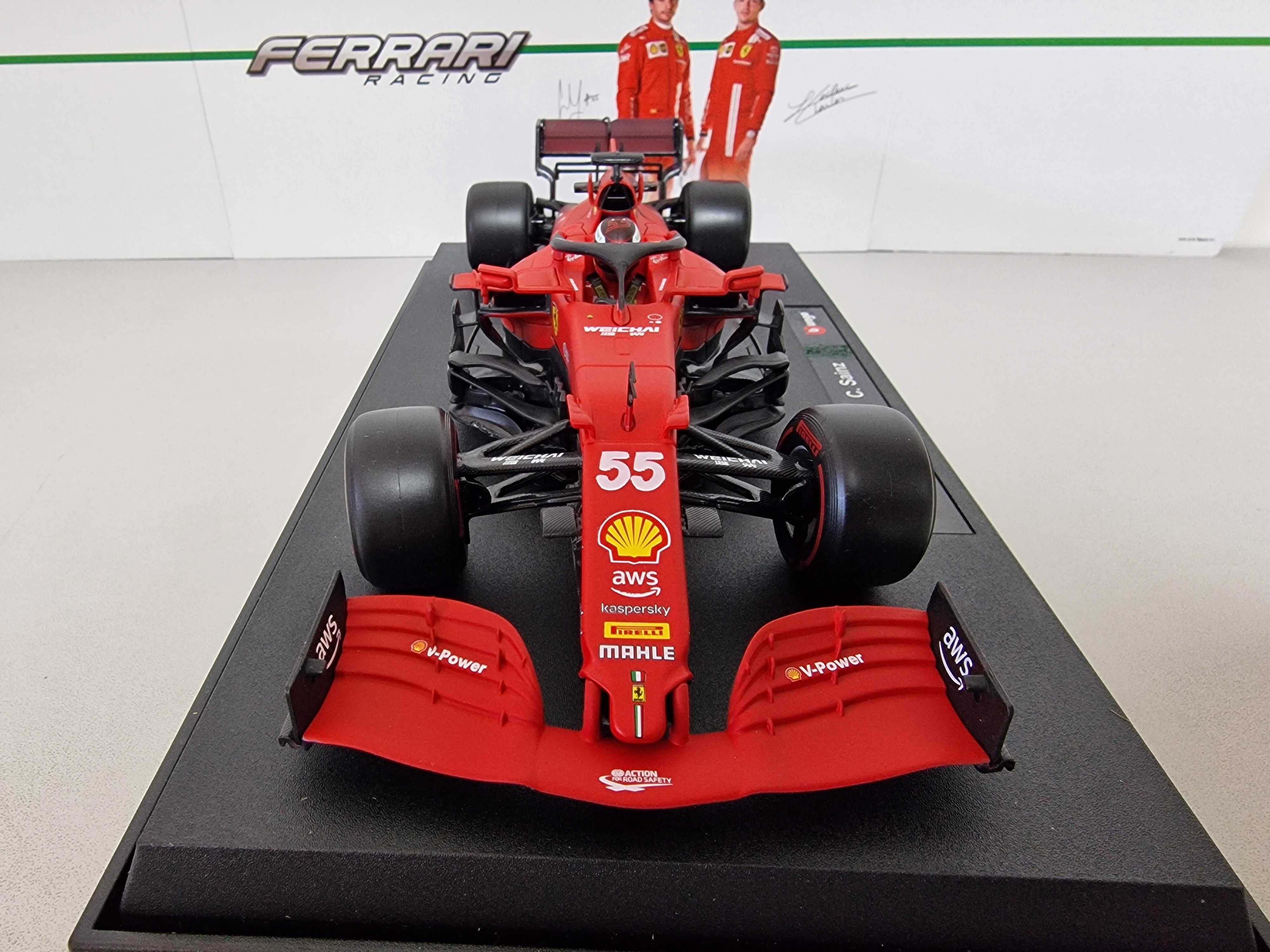 Macheta Formula 1 Ferrari SF21, Bburago. Scara 1:18 / Cadou