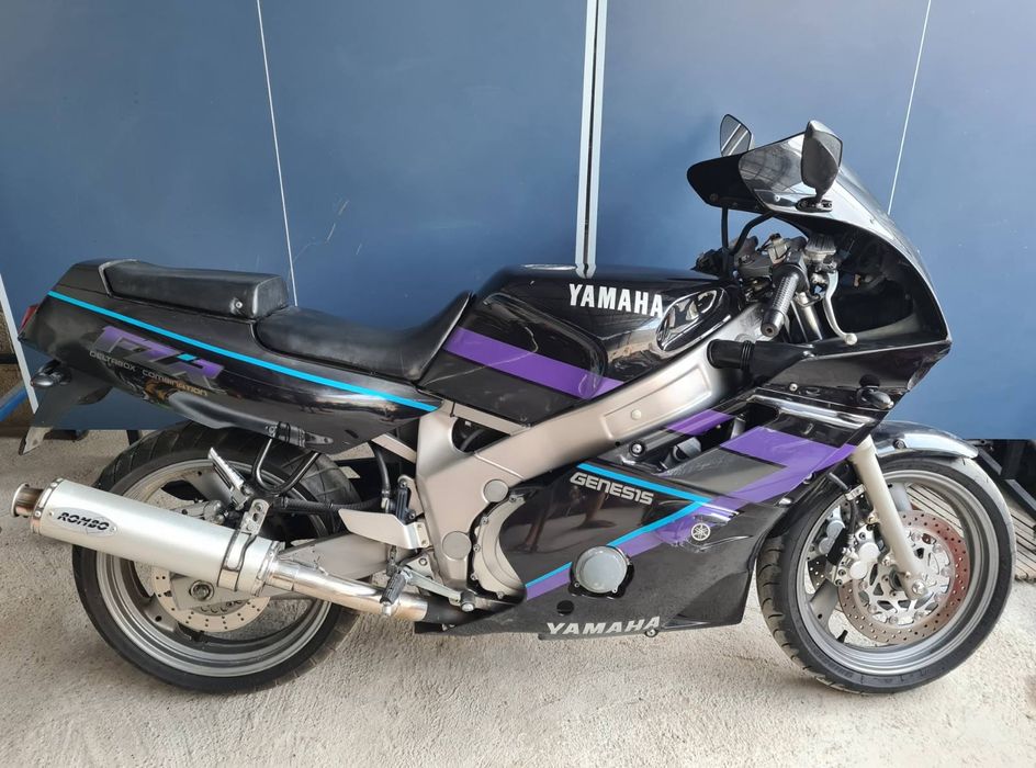 Мотор пистов YAMAHA FZR 600 куб