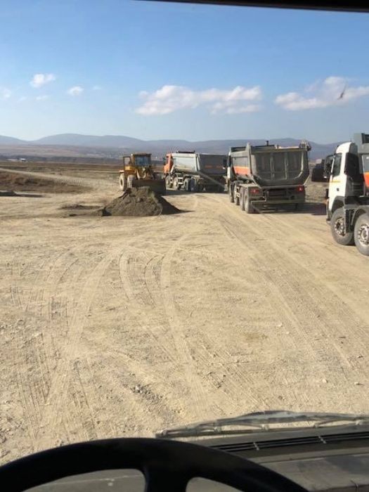 Nisip balast pietris margaritar pamant /teghes/ordoreanu/clinceni/buda