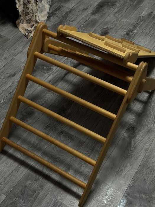 Продам детскую горку