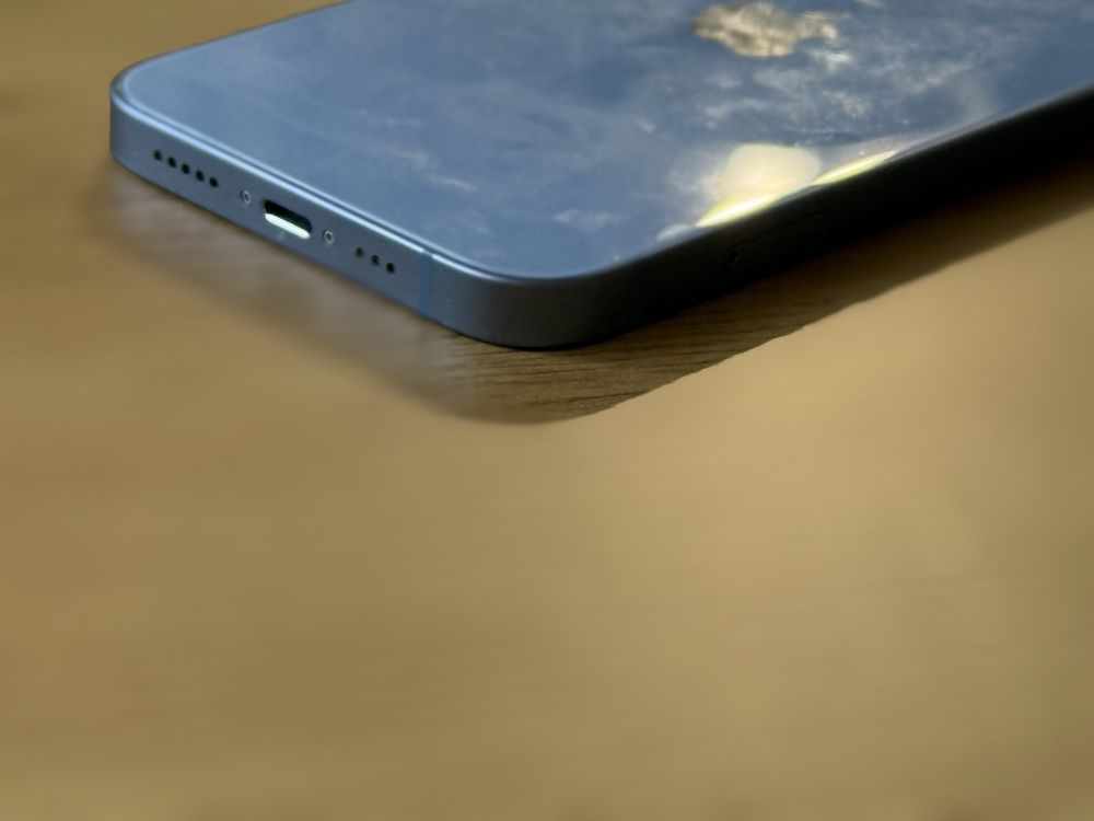 Бартер пврфектен iphone 14 128gb 96% blue