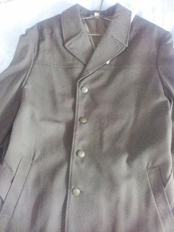 военная форма, пальто летнее военное(плащ,темно-зеленого цвета,новый)