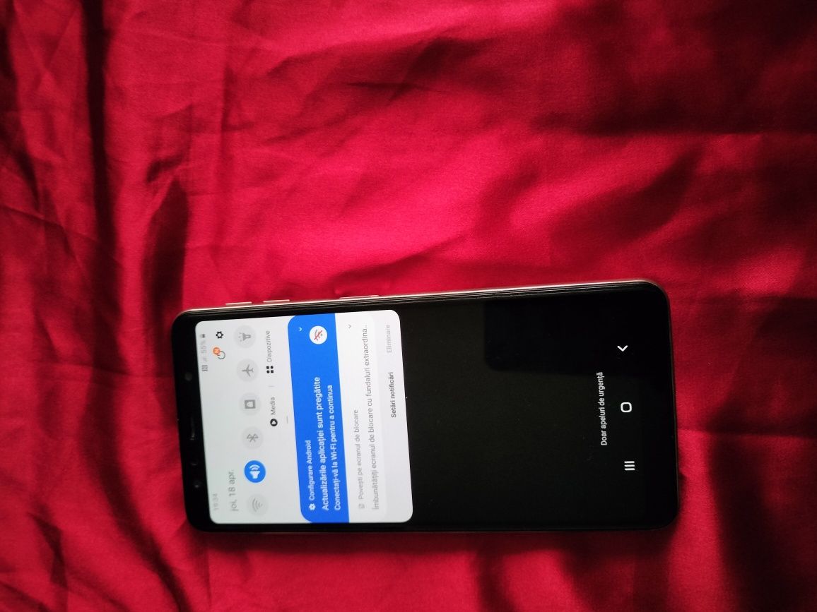 Vând Samsung a7 2018
