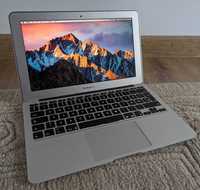 Laptop Apple Macbook Air de 11", intel i5, SSD 128 GB, incarcator