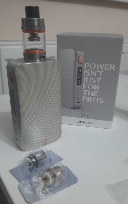 Tigara electronica Vaporesso Gen 220W cu 2 atomizoare