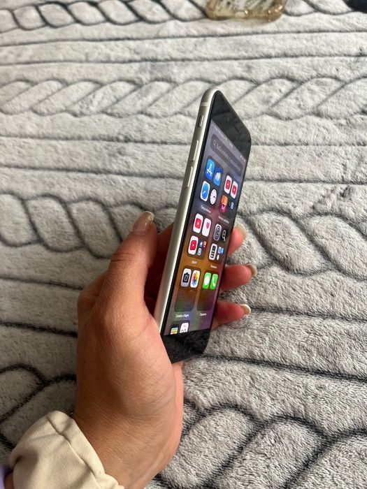 Apple iPhone SE 2020, 128GB