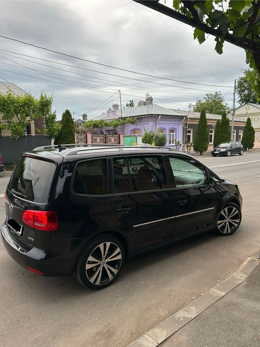 Volkswagen Touran 2.0tdi 170cp 2011 DSG2