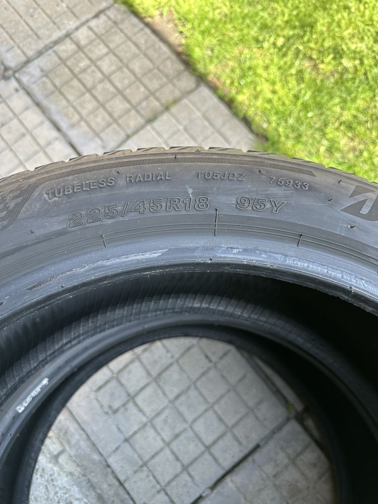 Гуми 225/45/18 и 255/40/18 BRIDGESTONE Turanza Sport/ Спорт пакет