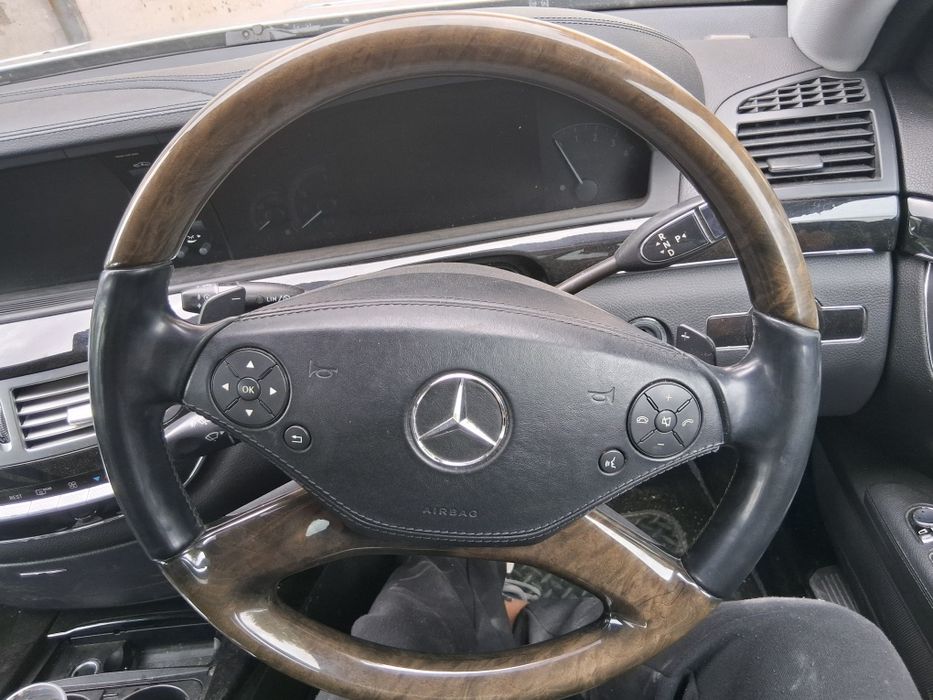 Волан аербег мерцедес S класа w221