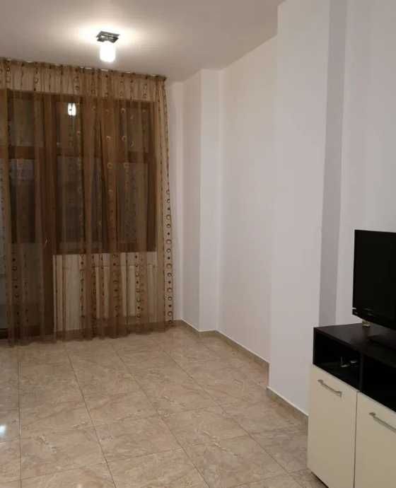 Дава се под наем Едностаен апартамент в Пловдив, Кючук Париж - 39 кв.м за 158.1 € - Снимка #2