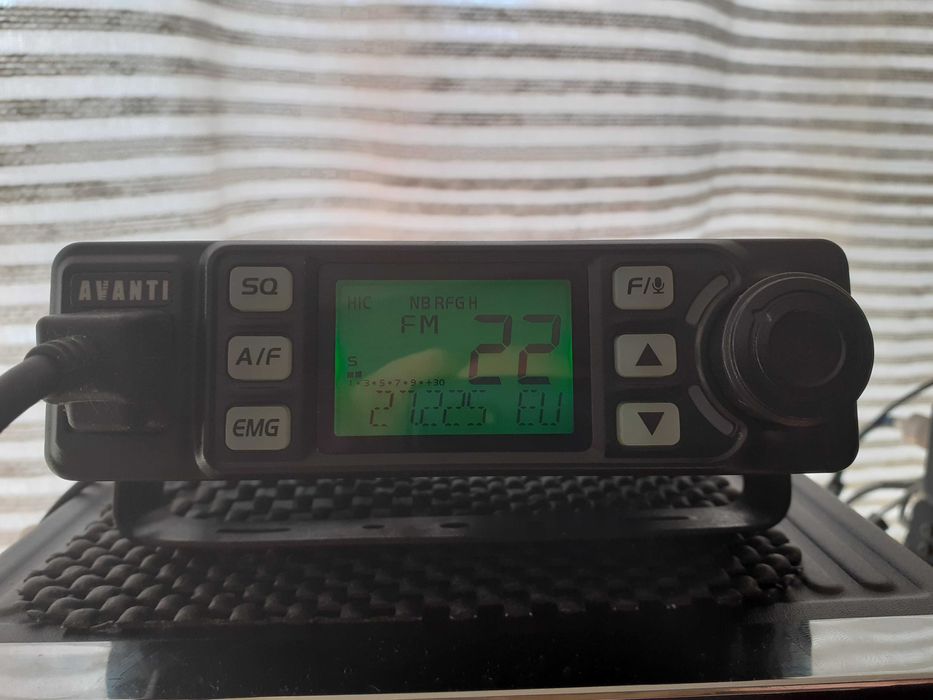 Statie CB Avanti Delta Vox 12/24V-25W