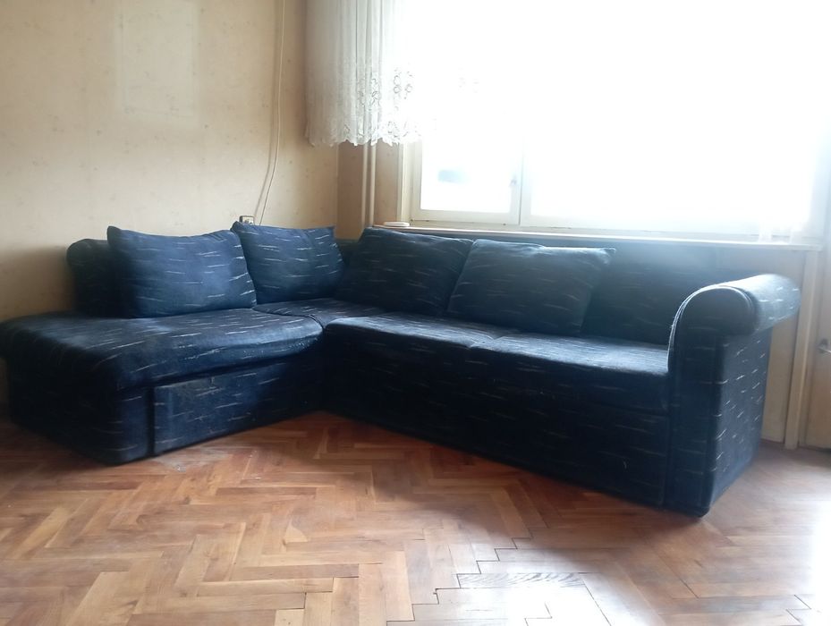 Ъглов разтегателен диван