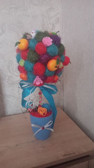 Фруктовый топиарий. Высота  35 см.