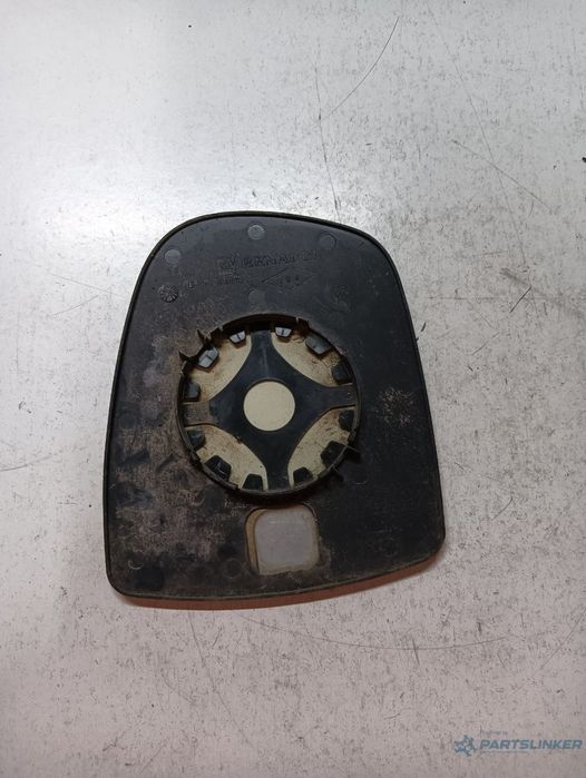 Sticlă oglindă laterală stanga fata RENAULT TRAFIC II Box FL 2001 - > 7701052623