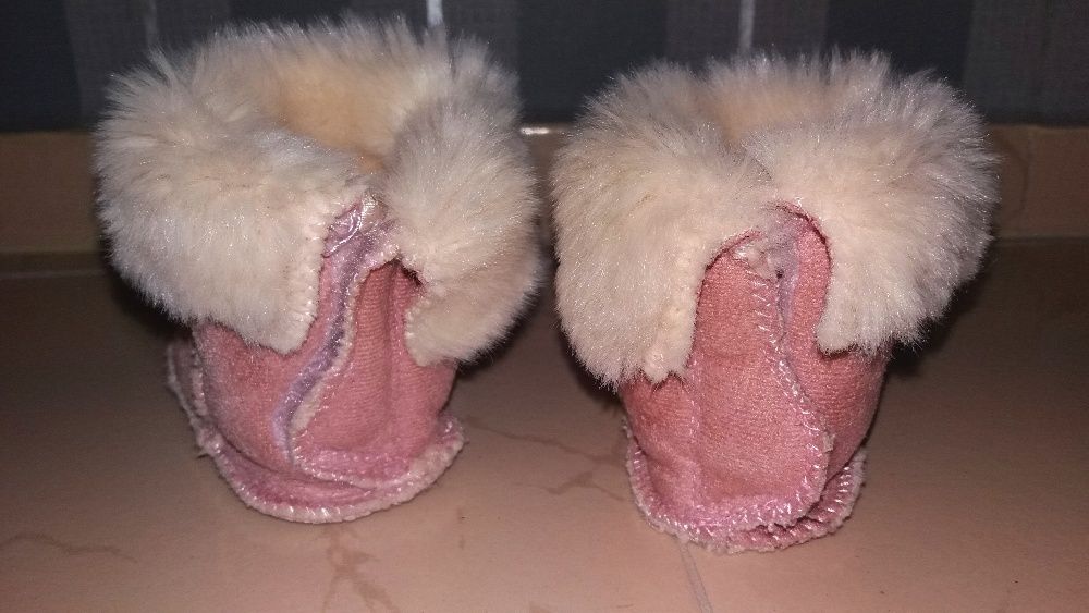 Н&М бебешки ботушки с кожички