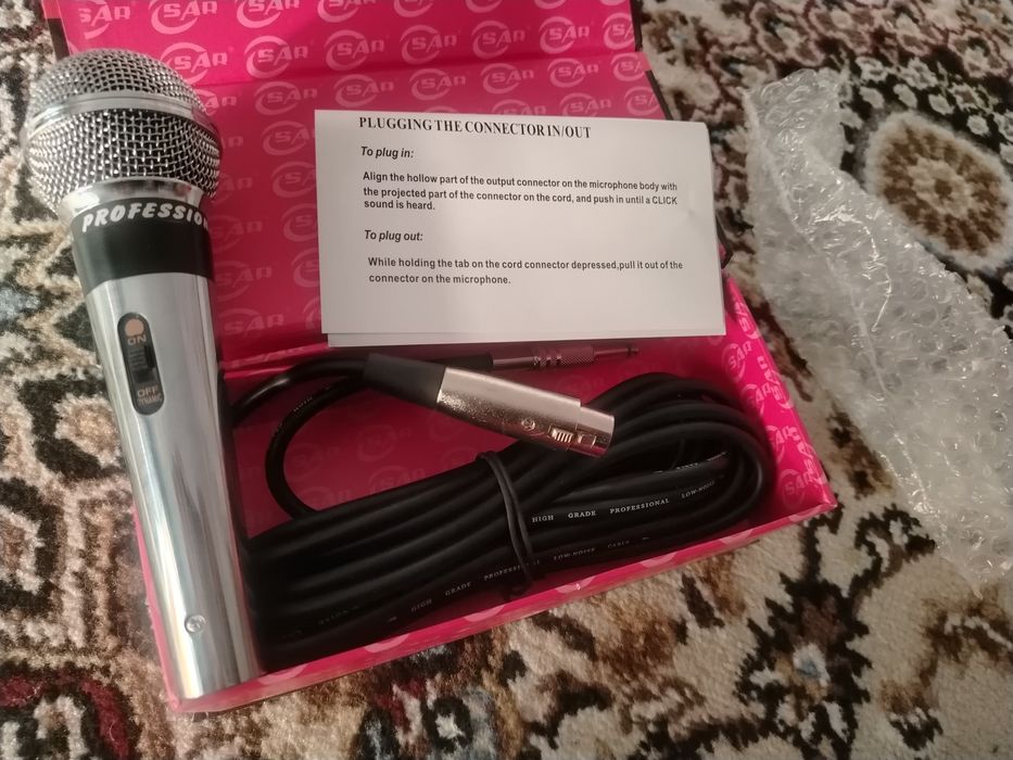 Mikrafon Layn sotiladi narxini kelishamiz xolati yangi