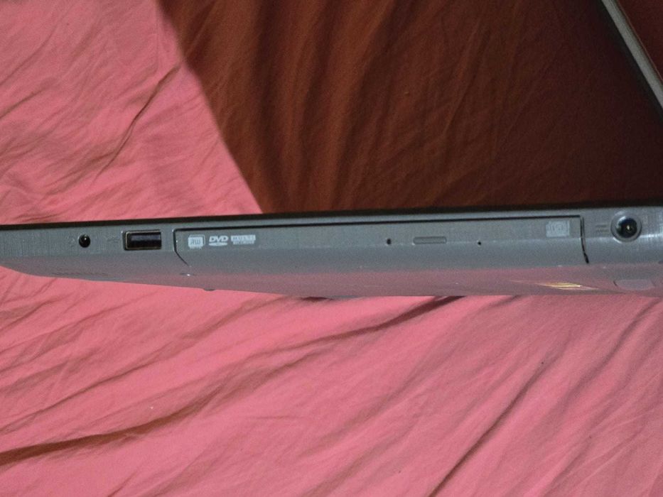 Laptop Acer Aspire F5-573G 15,6"  16GB/256GB SSD/1TB HDD