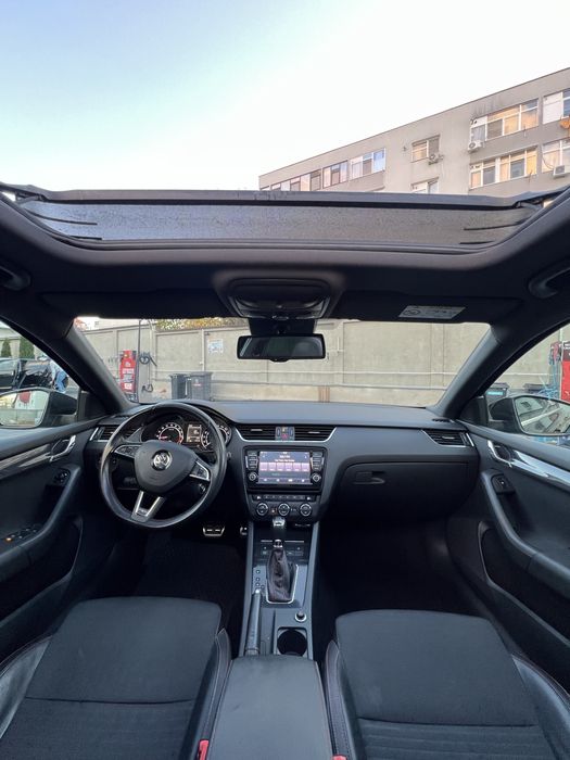 Skoda Octavia VRS 2.0 Diesel / 184 CP / DSG / KeyLess / Panorama /